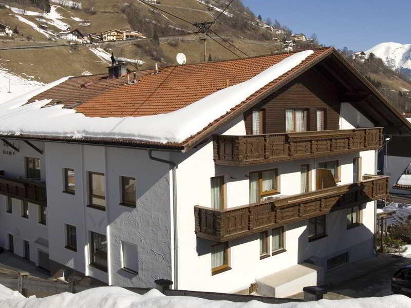 Hotel Neuwirt Kirchdorf in Tirol Ngoại thất bức ảnh